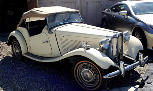 Destine Hamasaki 1952 MGTD